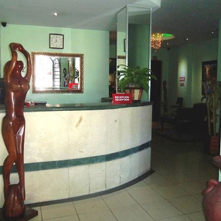 Hotel Discovery Santo Domingo Bagian luar foto
