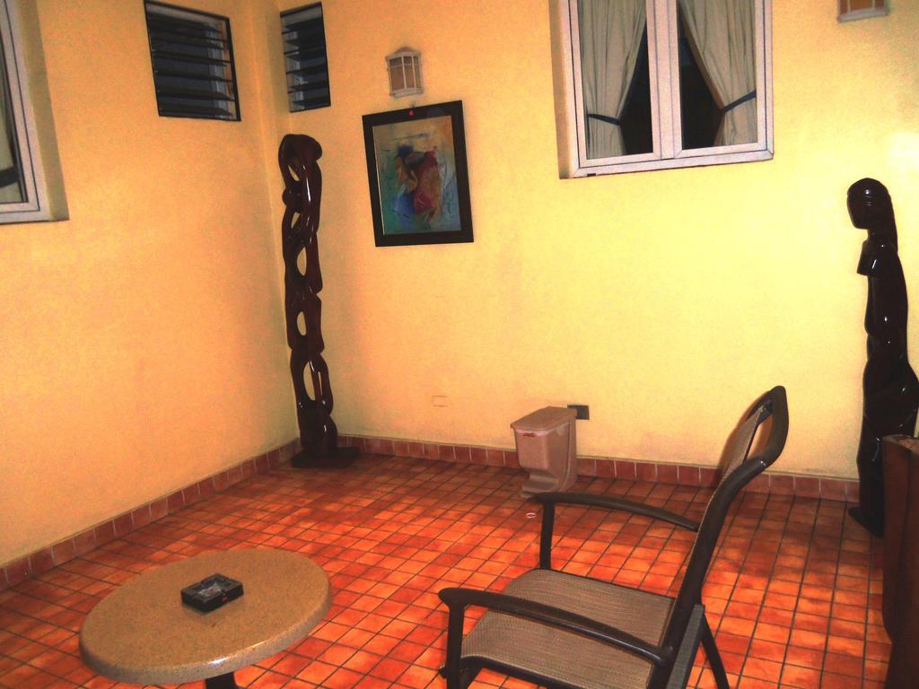 Hotel Discovery Santo Domingo Bagian luar foto