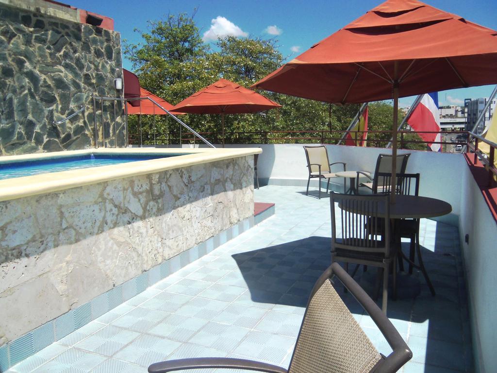 Hotel Discovery Santo Domingo Bagian luar foto