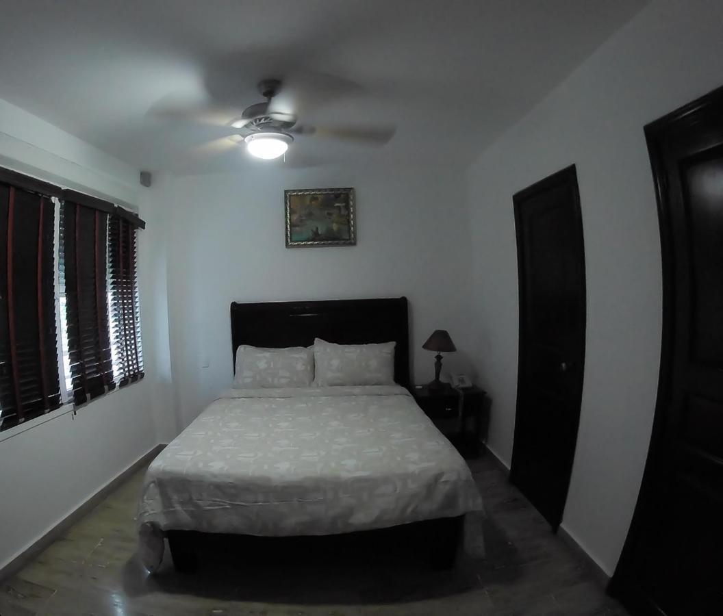 Hotel Discovery Santo Domingo Bagian luar foto